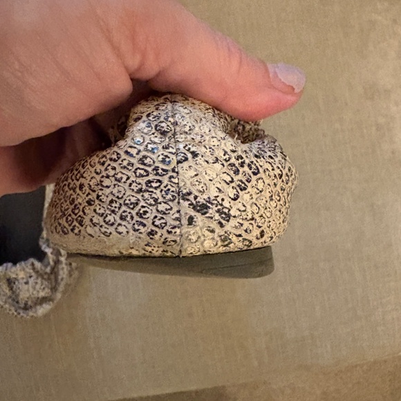 Tory Burch Reva Leather Ballet Flats Pewter/Animal Print 9 - Picture 5 of 8